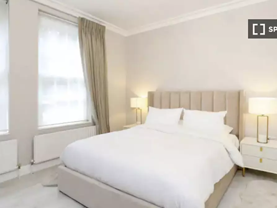 Immagine 7 di Appartamento in affitto  in Causton St a 