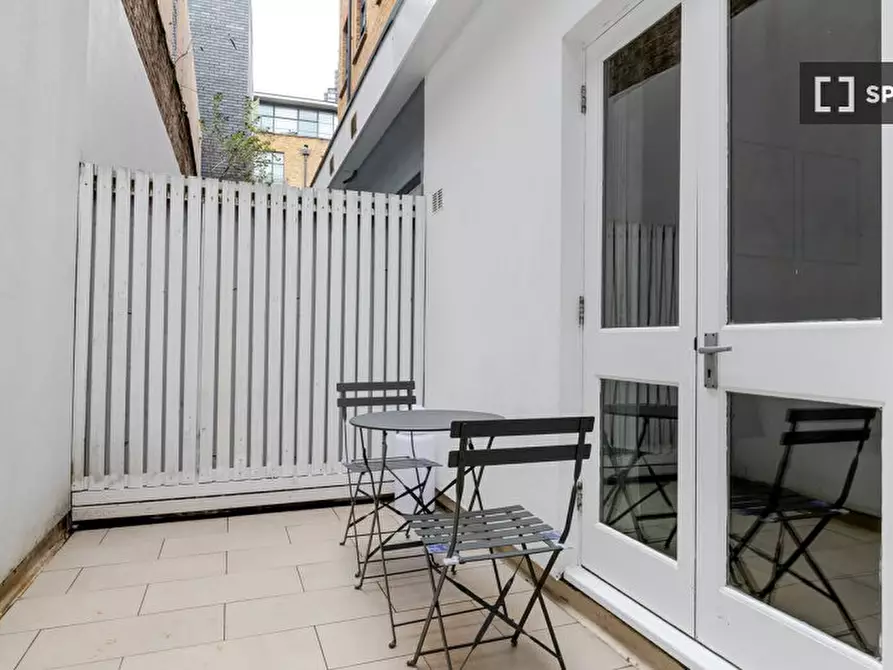 Immagine 11 di Appartamento in affitto  in Calvin St a Poplar
