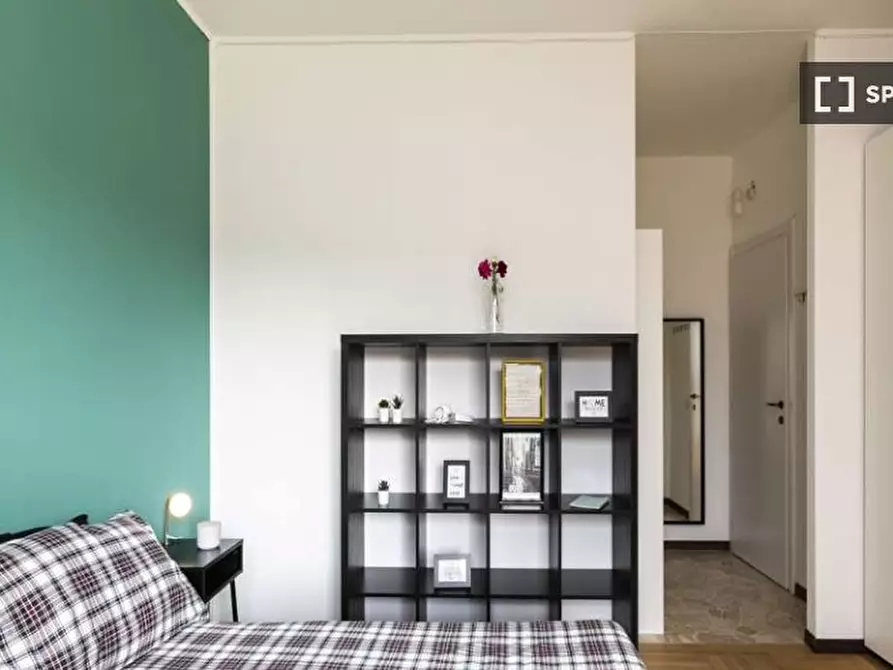 Immagine 2 di Camera condivisa in affitto  in Via Eugenio Pellini a Milano