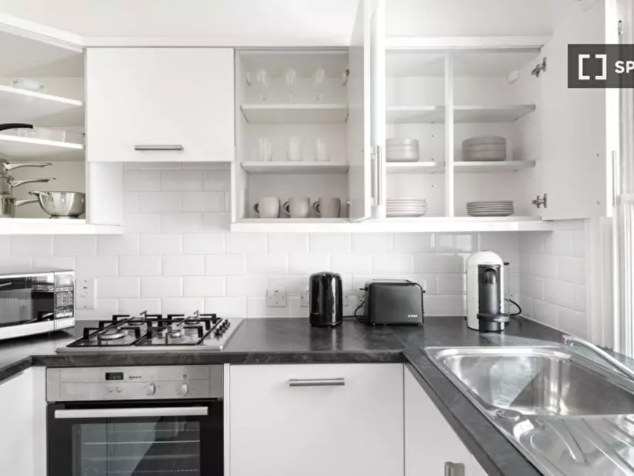 Immagine 5 di Appartamento in affitto  in Stanhope Mews W a Kensington