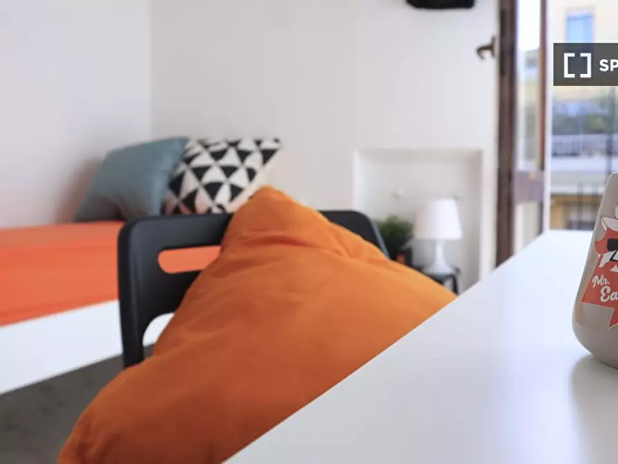 Immagine 1 di Camera condivisa in affitto  in Via Ariosto n a Cagliari