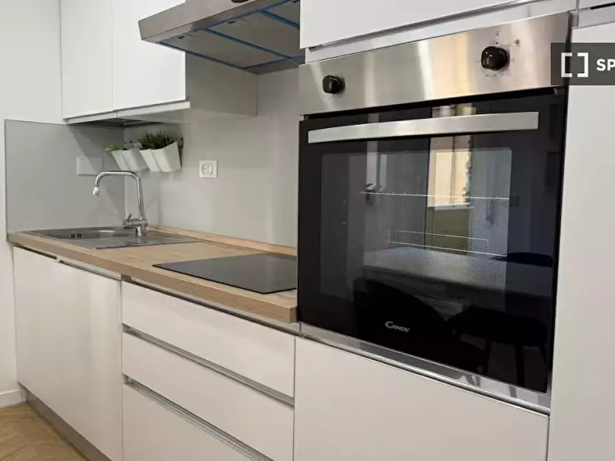 Immagine 1 di Appartamento in affitto  in Via di Casal Bruciato a Roma