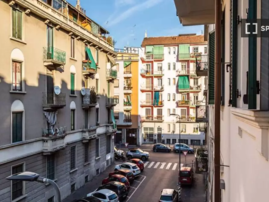 Immagine 9 di Camera condivisa in affitto  in Via Gardone a Milano