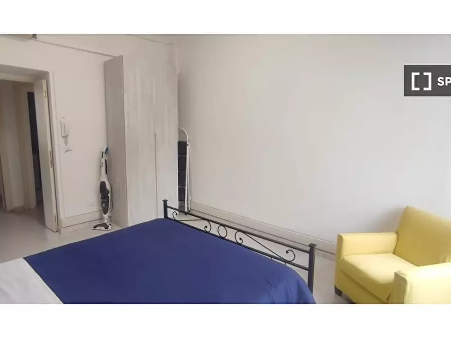 Immagine 14 di Camera condivisa in affitto  in Largo Vercelli a Roma
