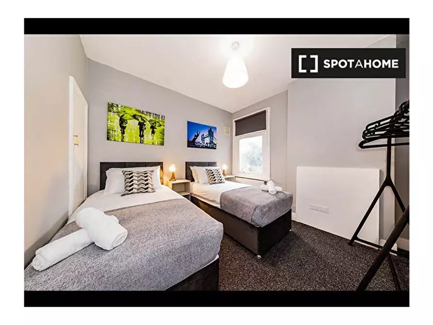 Immagine 8 di Appartamento in affitto  in Cedar Rd a Croydon