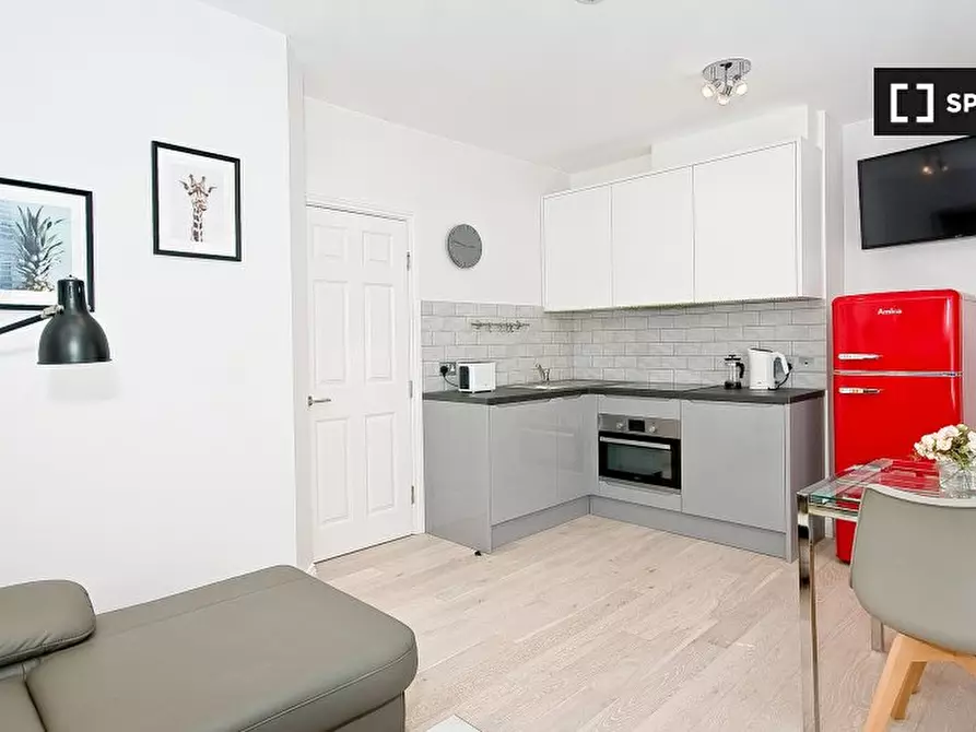 Immagine 4 di Appartamento in affitto  in Flat a 