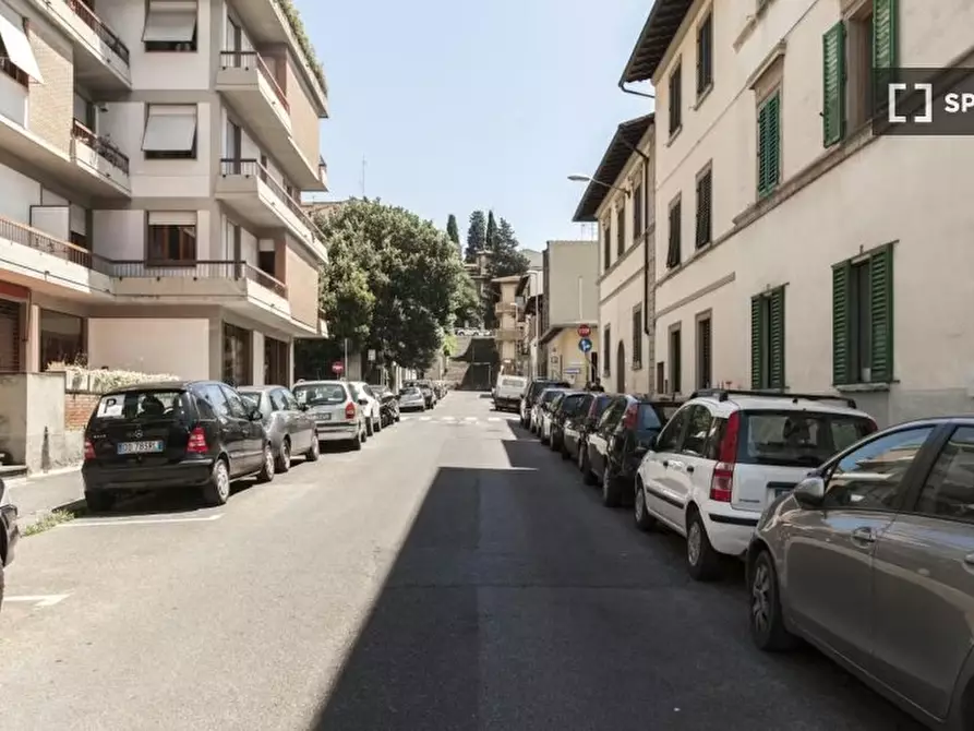Immagine 16 di Camera condivisa in affitto  in Via del Lasca a Firenze