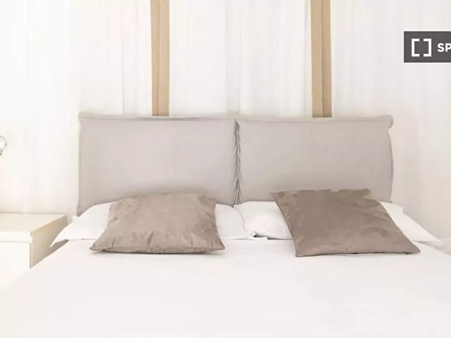 Immagine 4 di Appartamento in affitto  in Via Francesco Londonio a Milano