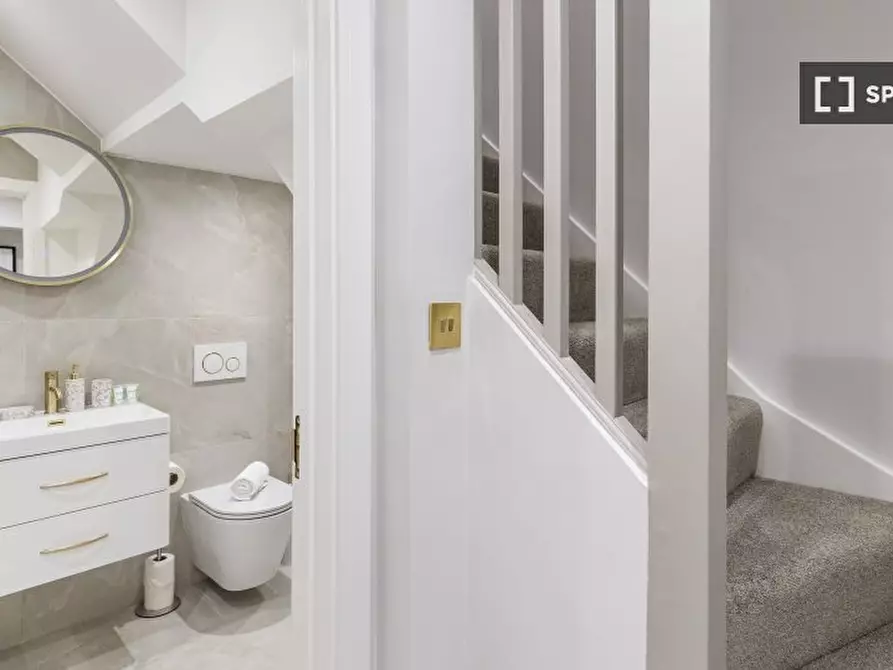 Immagine 9 di Appartamento in affitto  in Holloway Rd a Islington
