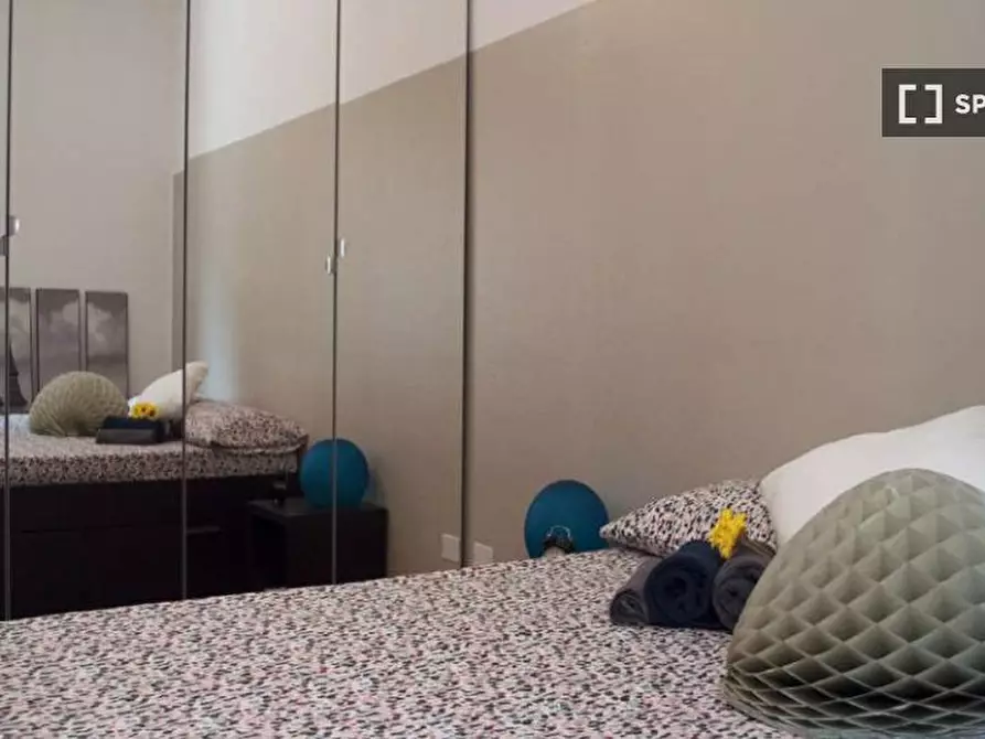 Immagine 1 di Camera condivisa in affitto  in Viale Tunisia a Milano