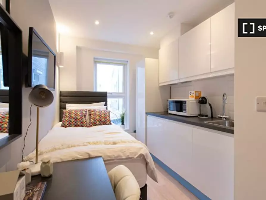 Immagine 7 di Ufficio in affitto  in Flat 32-34 Swinton St London WC1X 9NX a Camden Town