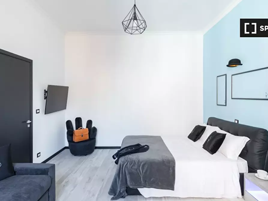 Immagine 13 di Appartamento in affitto  in Via Modena a Roma