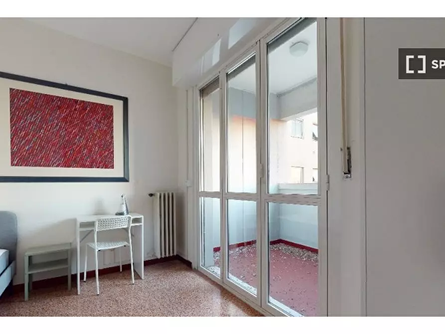 Immagine 2 di Camera condivisa in affitto  in Via Carlo Marx a Milano