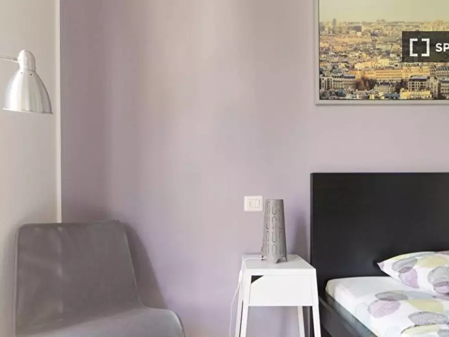 Immagine 7 di Camera condivisa in affitto  in Via Valvassori Peroni a Milano