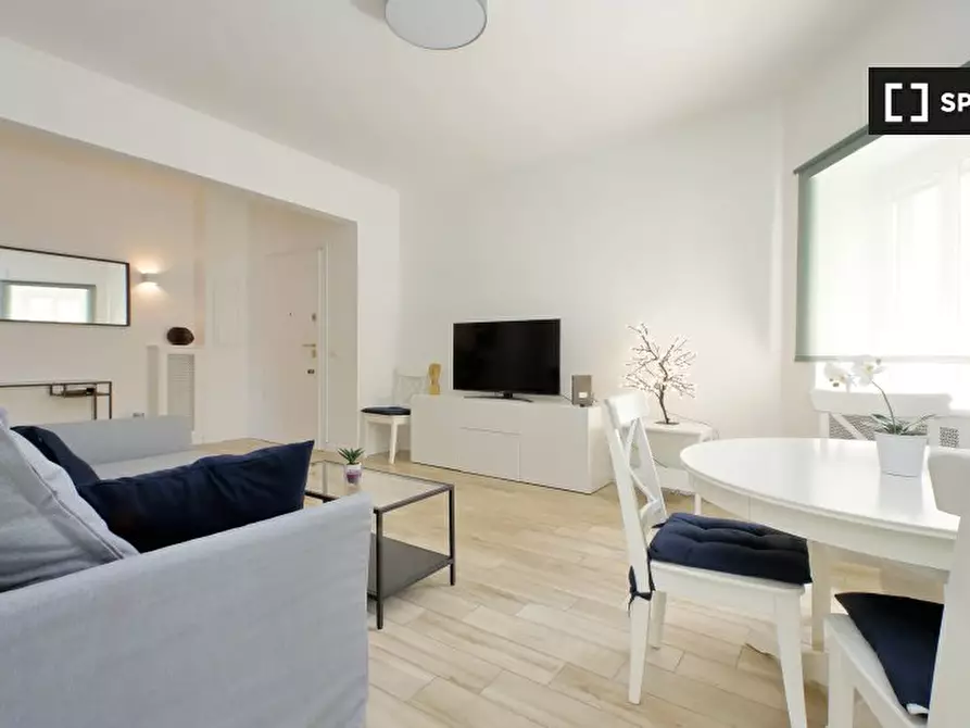 Immagine 19 di Appartamento in affitto  in Via Oderisi da Gubbio a Roma