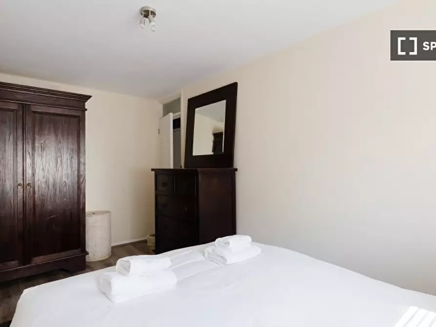 Immagine 15 di Appartamento in affitto  in Wesley Cl a Camberwell