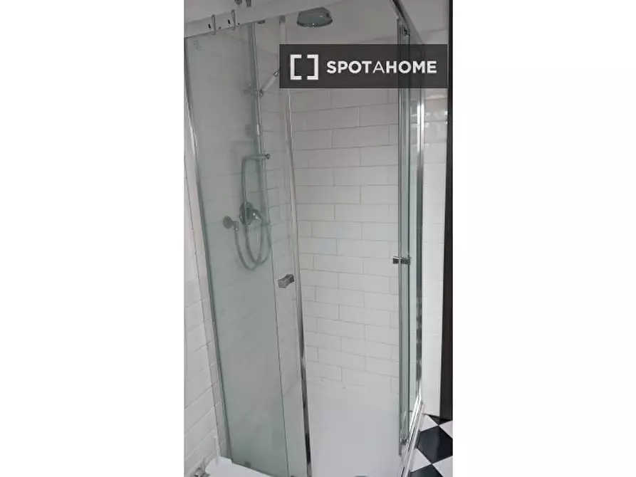 Immagine 4 di Ufficio in affitto  in C.so Giulio Cesare a Torino