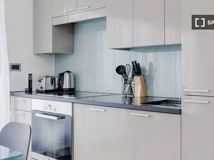 Immagine 15 di Appartamento in affitto  in Apartment a Kensington