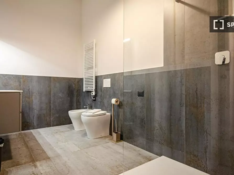 Immagine 3 di Ufficio in affitto  in Via Francesco Albani a Bologna