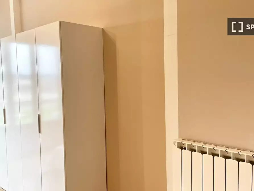 Immagine 6 di Camera condivisa in affitto  in LUNGARNO VESPUCCI a Firenze