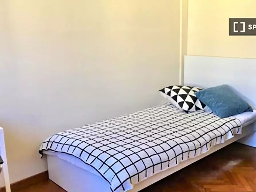 Immagine 2 di Camera condivisa in affitto  in VIA CASTELFIDARDO a Firenze