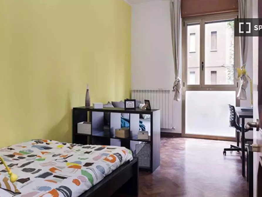 Immagine 2 di Camera condivisa in affitto  in Viale Giovanni Vicini a Bologna