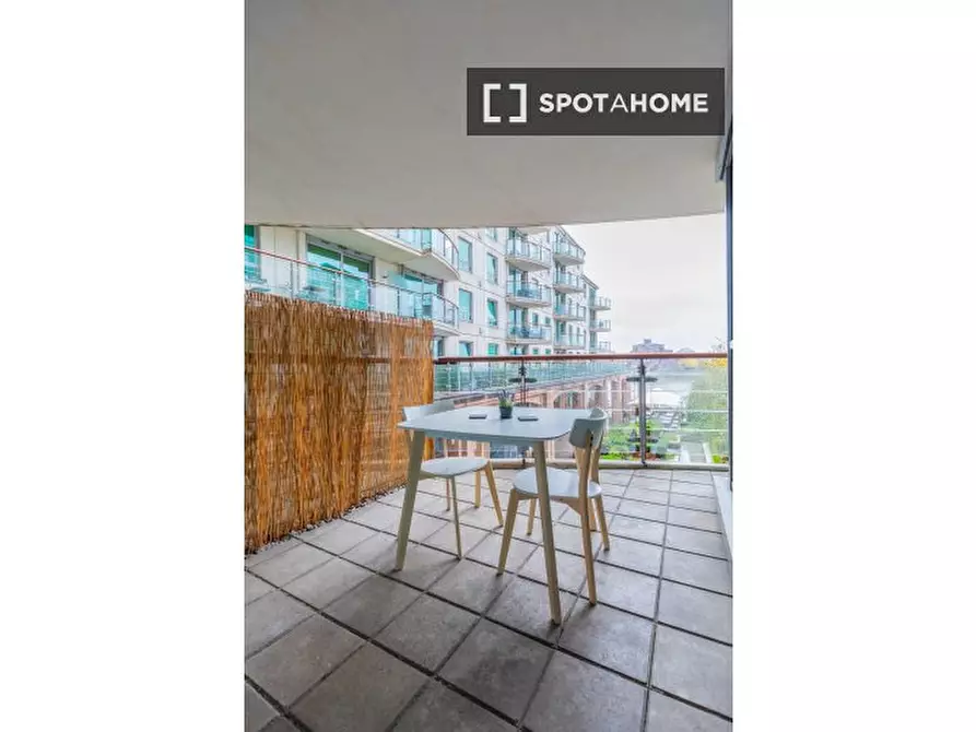 Immagine 1 di Appartamento in affitto  in St George Wharf a Lambeth
