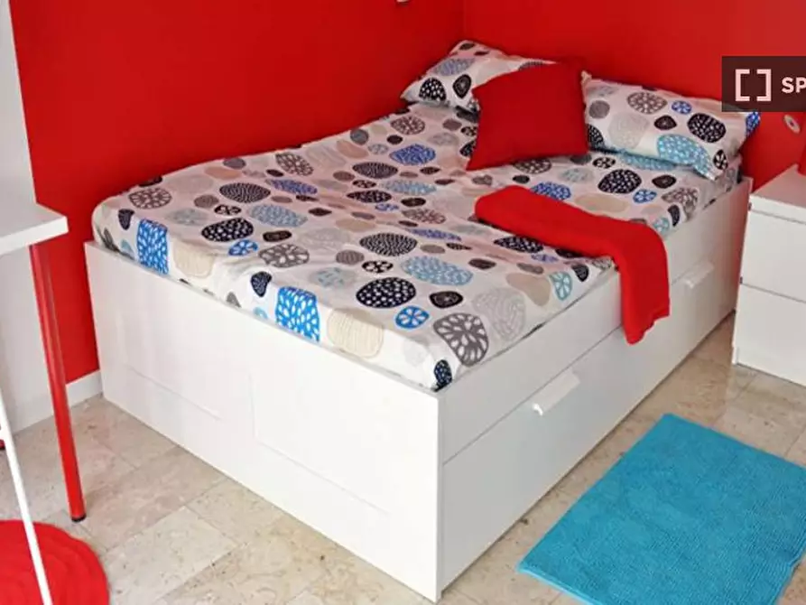 Immagine 19 di Camera condivisa in affitto  in Via Carlo Botta a Milano