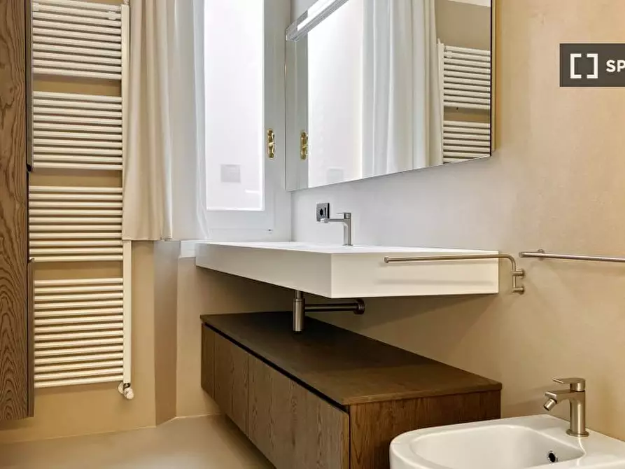 Immagine 12 di Appartamento in affitto  in Via Santo Stefano a Bologna