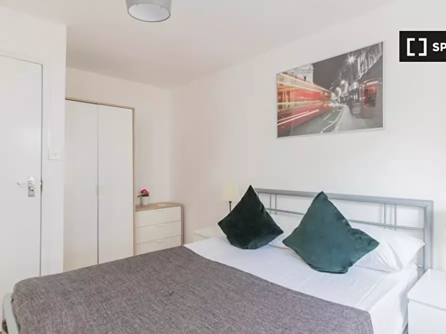 Immagine 8 di Appartamento in affitto  in Maple St a Camden Town