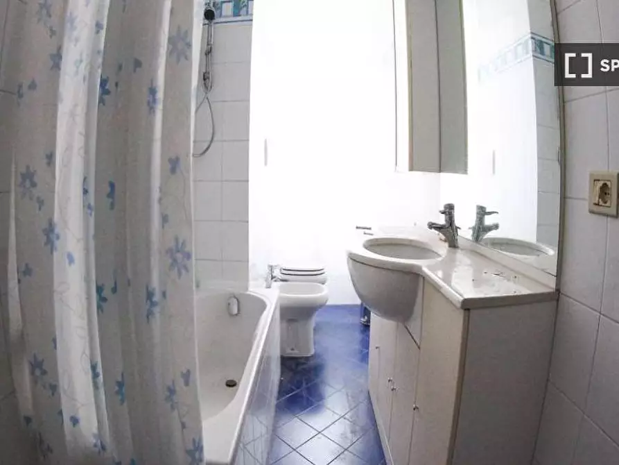 Immagine 4 di Camera condivisa in affitto  in Viale Lombardia a Milano