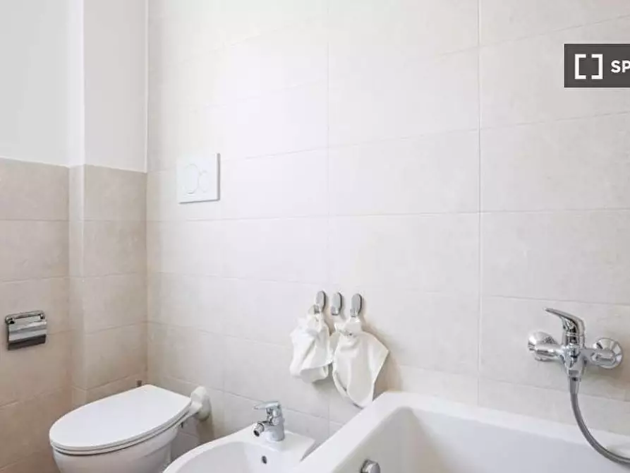 Immagine 12 di Camera condivisa in affitto  in Viale Tibaldi a Milano