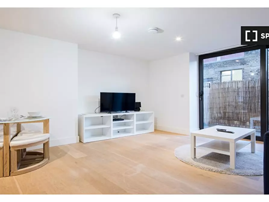 Immagine 5 di Appartamento in affitto  in Apartment 3, 23-27 Hatton Wall, Holborn a Camden Town