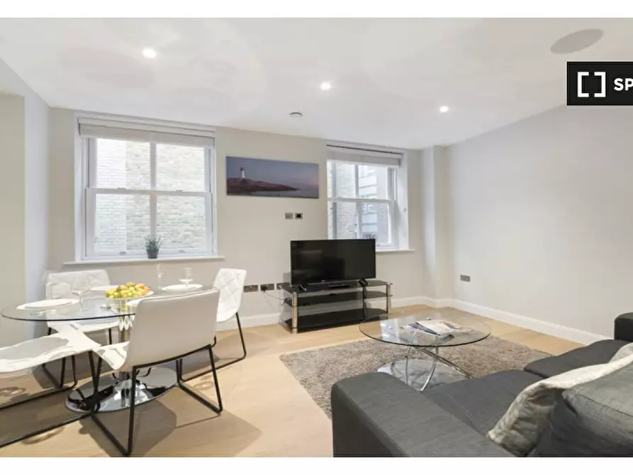 Immagine 2 di Appartamento in affitto  in Apartment 1, 53A Fleet Street a 