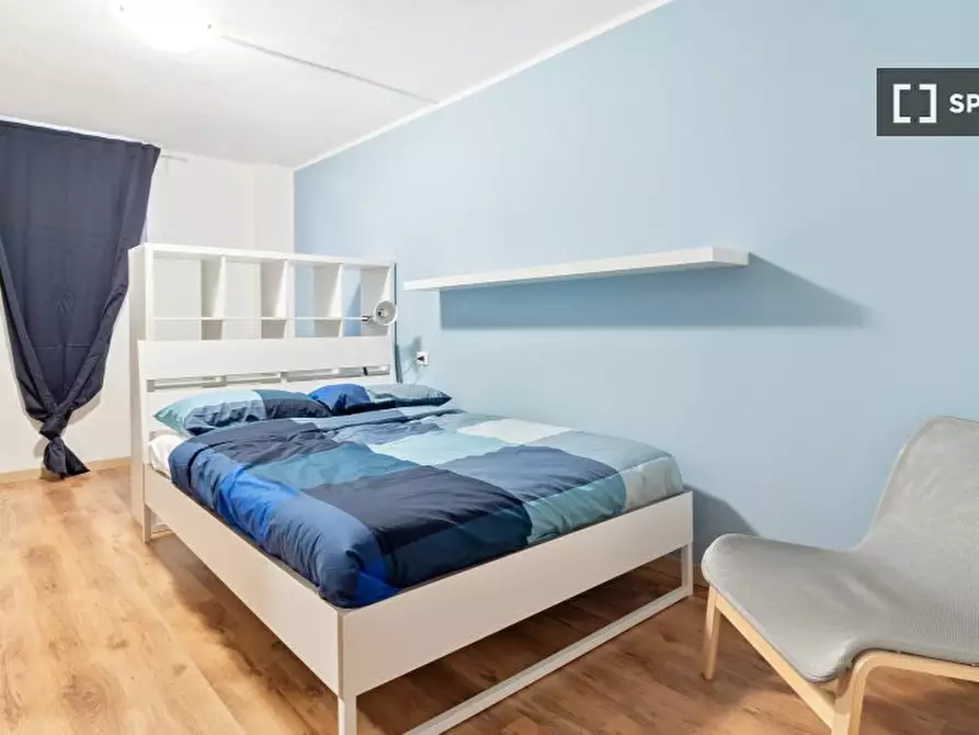 Immagine 1 di Camera condivisa in affitto  in Via Ernesto Breda a Milano