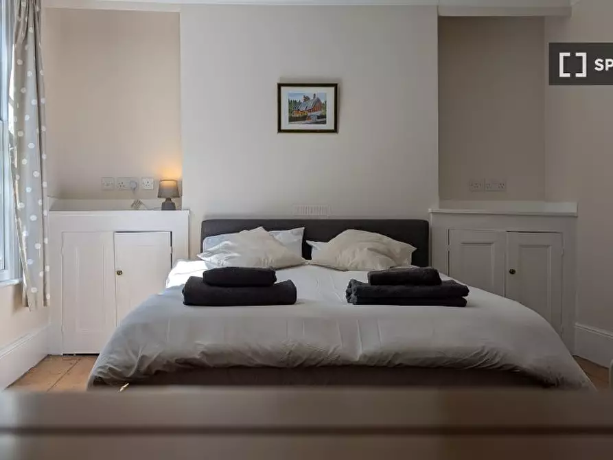 Immagine 8 di Appartamento in affitto  in Hillreach a Eltham