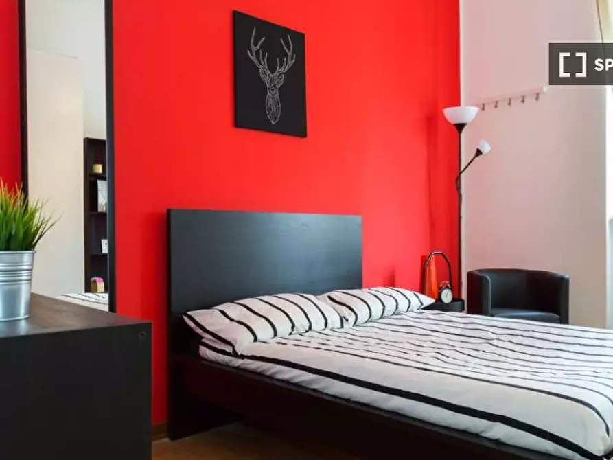 Immagine 2 di Camera condivisa in affitto  in Via Dei Mandorli Milan a Buccinasco