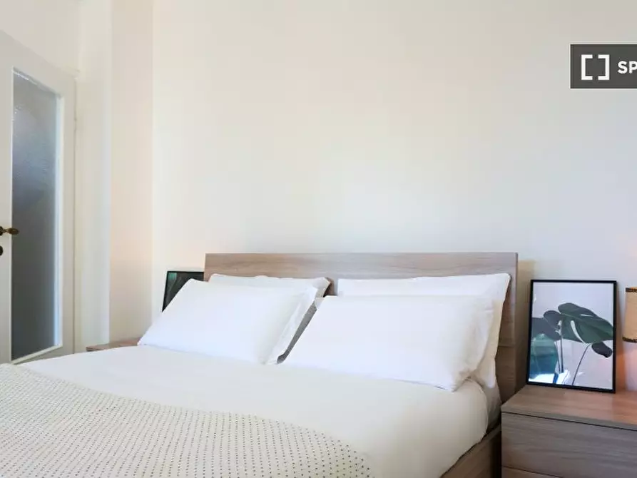 Immagine 10 di Appartamento in affitto  in Viale Cassala a Milano