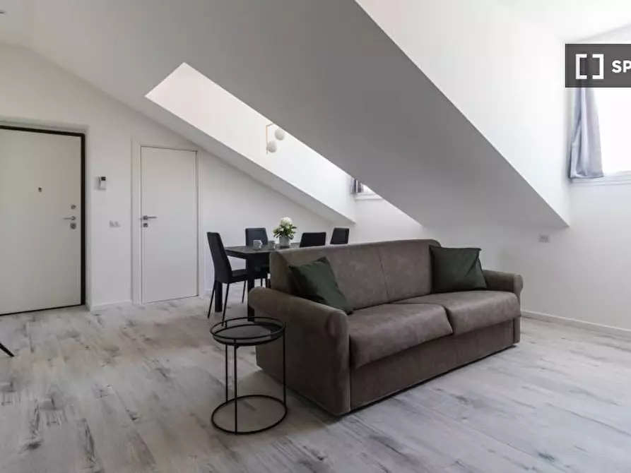 Immagine 2 di Appartamento in affitto  in Via della Commenda a Milano