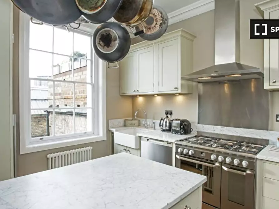 Immagine 3 di Appartamento in affitto  in B Lisson Grove a Camden Town