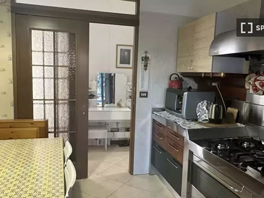 Immagine 16 di Camera condivisa in affitto  in Piazza Angilberto II a Milano