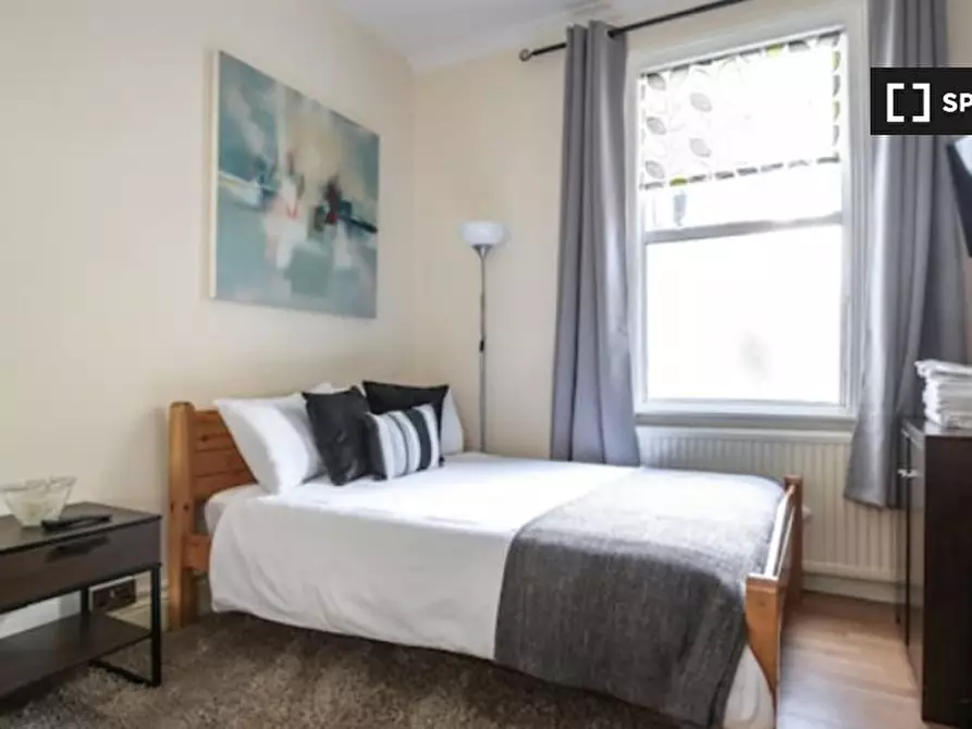 Immagine 5 di Camera condivisa in affitto  in Fortnam Rd a Islington
