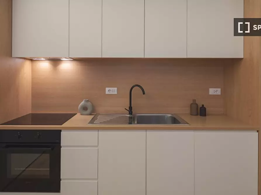 Immagine 6 di Appartamento in affitto  in Via dei Bergamaschi a Roma