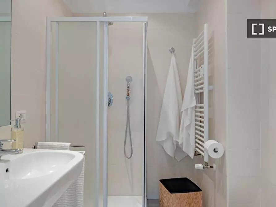 Immagine 5 di Appartamento in affitto  in Via Gian Giacomo Porro a Roma