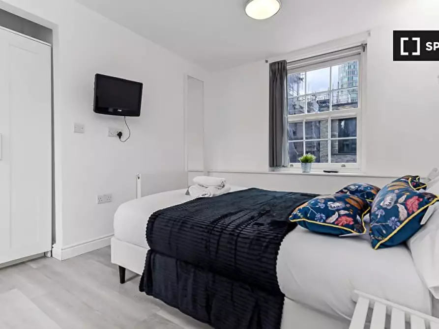 Immagine 6 di Appartamento in affitto  in Tottenham St a Camden Town