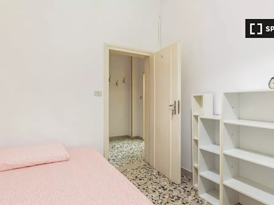 Immagine 4 di Camera condivisa in affitto  in Via Bambaglioli Graziolo a Bologna