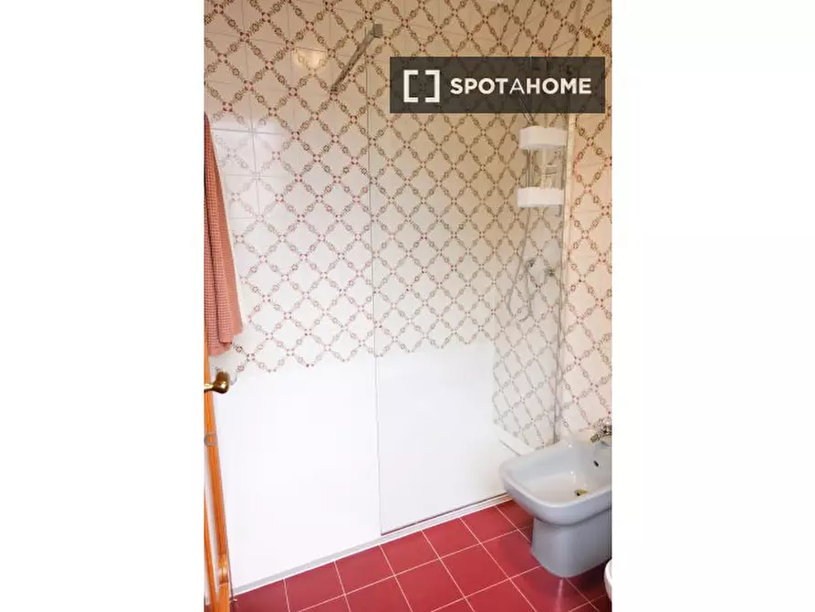 Immagine 8 di Appartamento in affitto  in Via S. Petronio Vecchio a Bologna