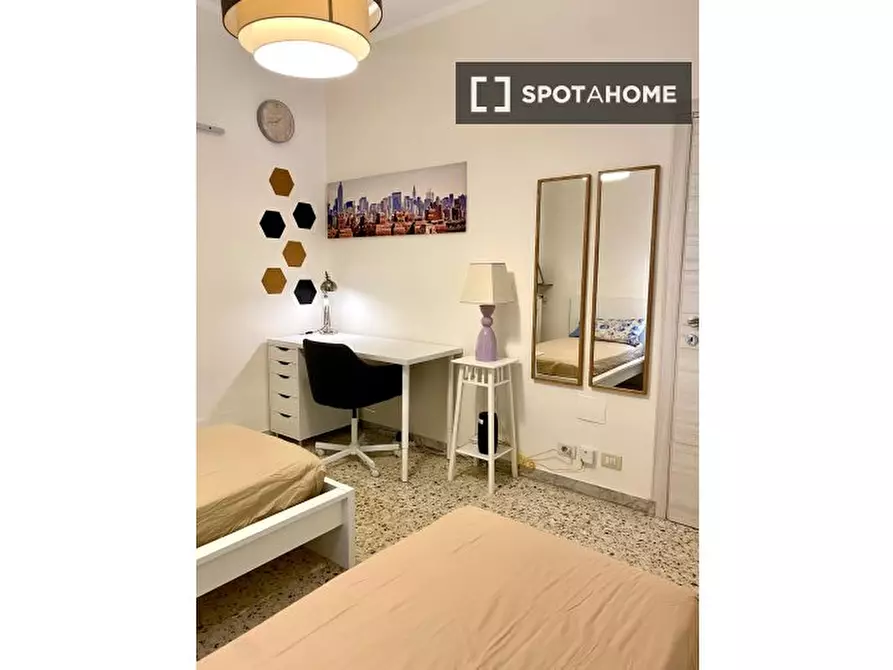 Immagine 15 di Appartamento in affitto  in Via Isola del Giglio a Roma