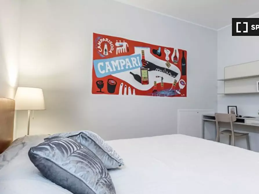 Immagine 3 di Camera condivisa in affitto  in Via Bernardino Biondelli a Milano