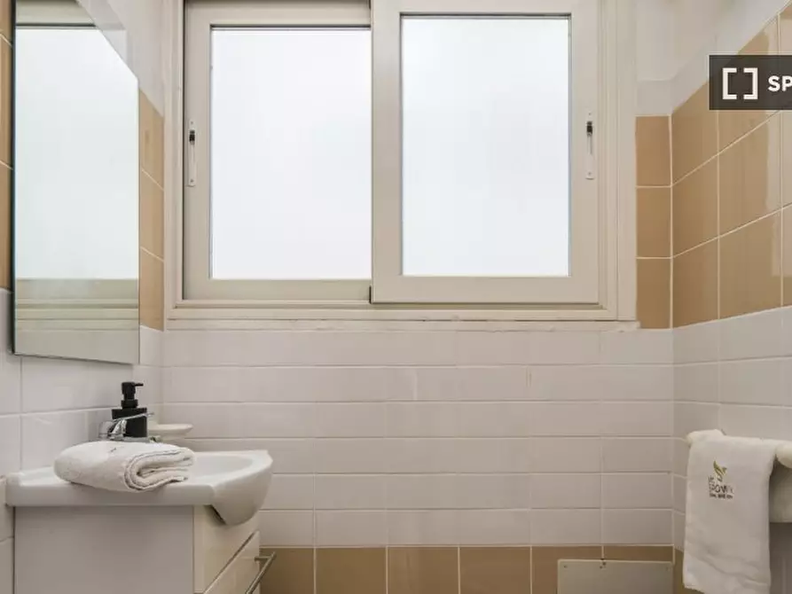 Immagine 15 di Appartamento in affitto  in Via Salvatore Pincherle a Roma